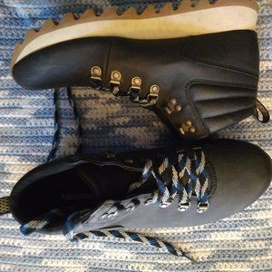 Columbia Boots